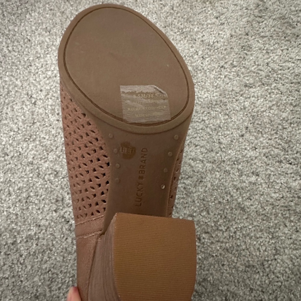 NEW! Lucky Brand Brown Leather Open Toe Booties Size 8.5 - Picture 3 of 5